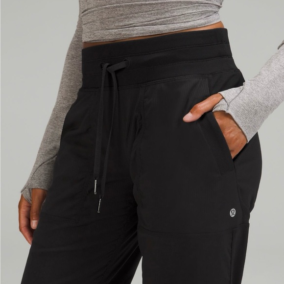 Lululemon dance studio pants (regular) - Picture 3 of 4